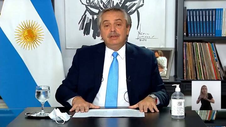 Fernández dijo que “el sistema de salud se relajó”