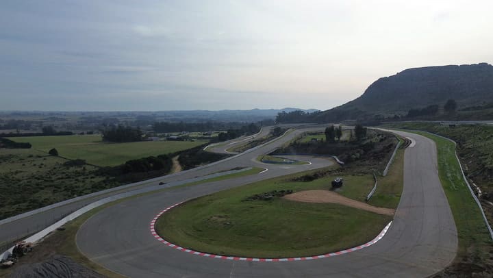 Vuelve el TC al mítico autódromo de Juan Manuel Fangio: la categoría Pick Up protagonizará la reapertura del circuito