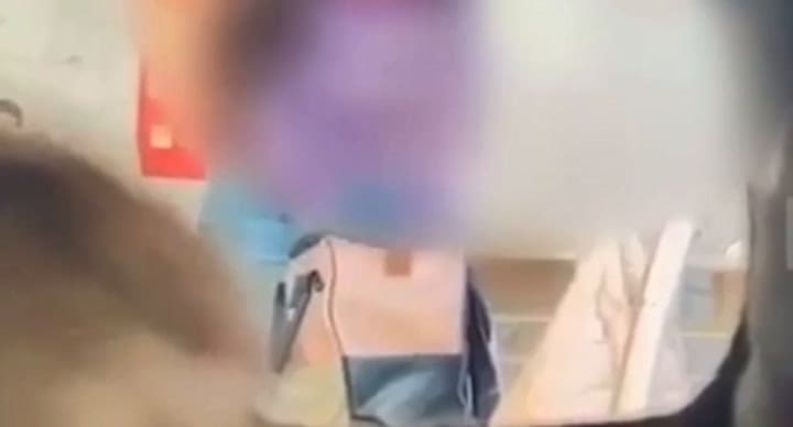 El video que muestra a una profesora robando en una escuela en Entre Ríos