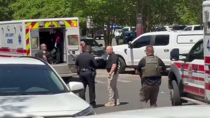 En video: corridas y desesperación tras el tiroteo en una universidad en Florida