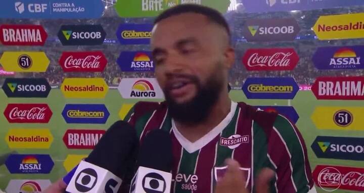 Samuel Xavier, capitán de Fluminense, criticó al arbitraje tras la derrota ante Flamengo