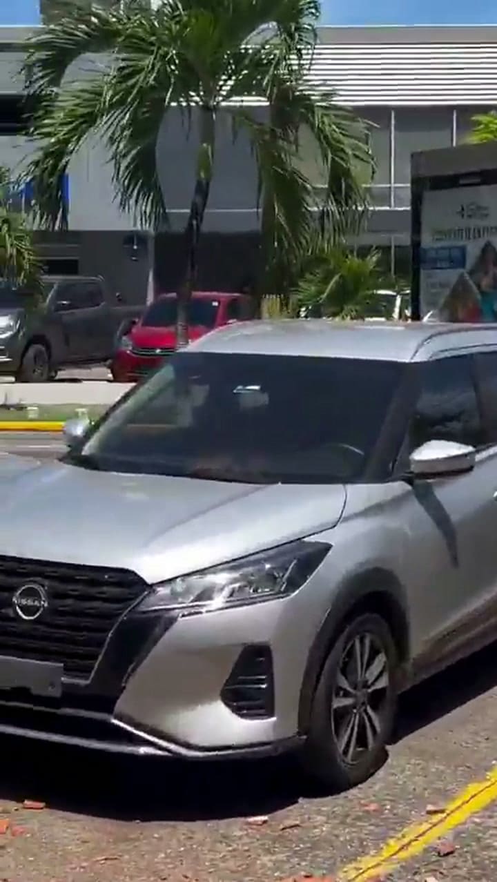 Más videos de los escombros en el terremoto de Panamá