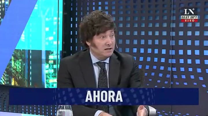 Javier Milei: 'Me pagan en dólares'