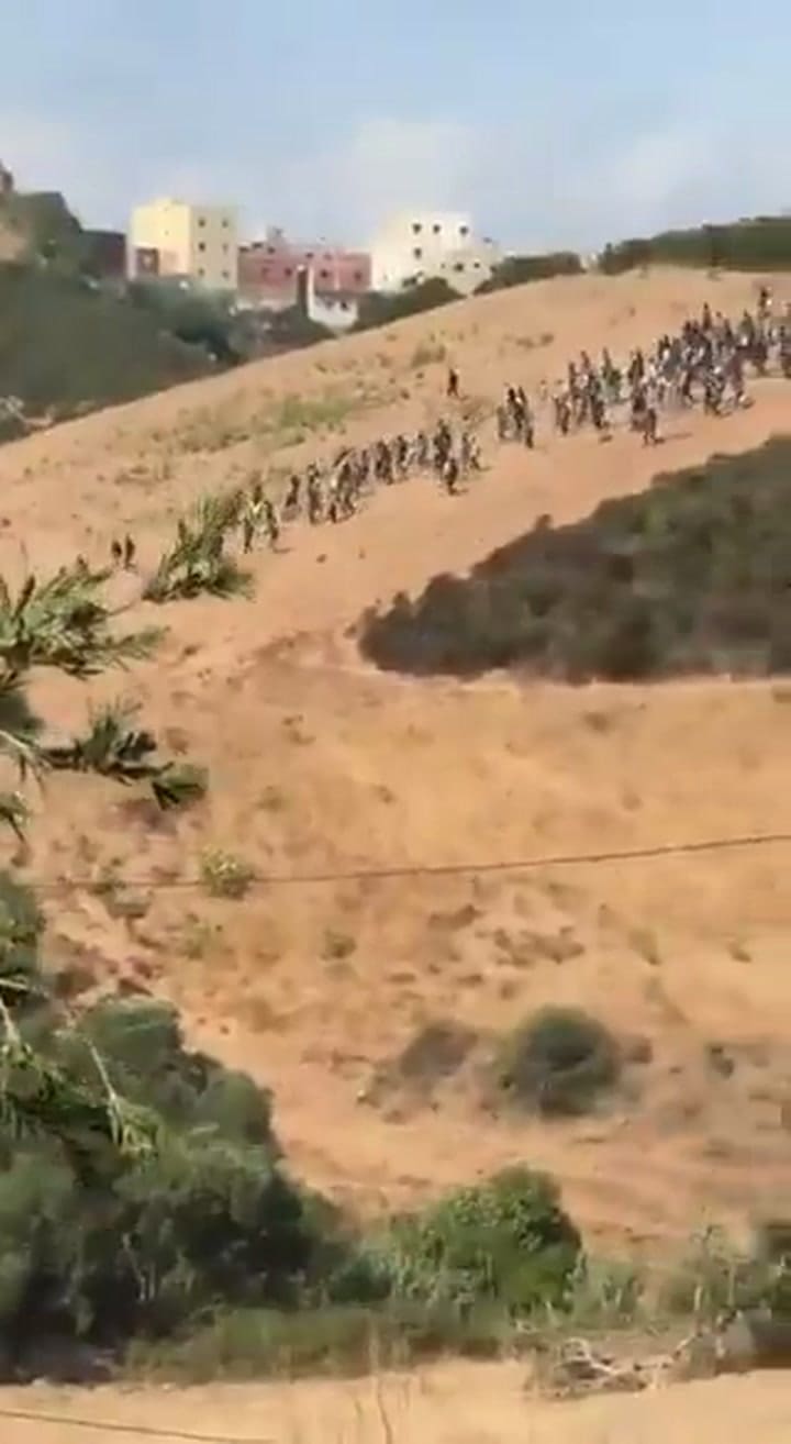 Cientos de migrantes buscaban entrar a Ceuta