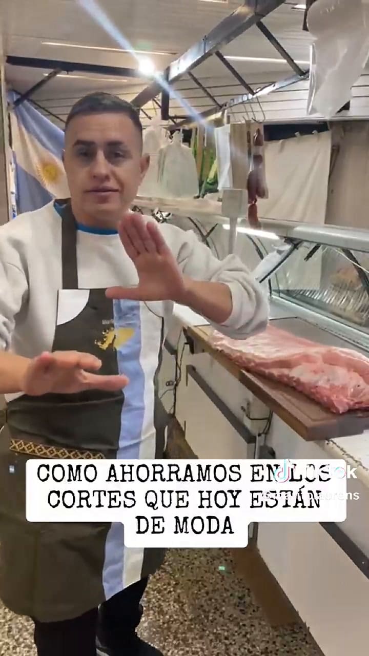 Maurito Laurens se volvió viral en TikTok al compartir consejos sobre la carnicería