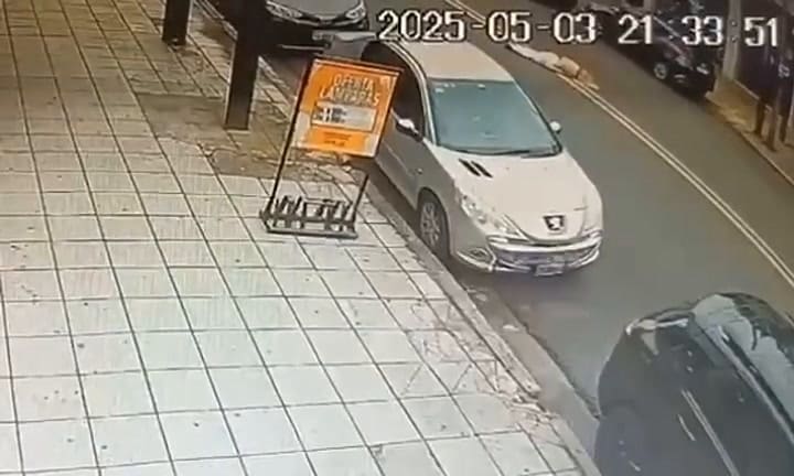 Ramos: fue a buscar a su sobrino al colegio, le robaron el auto, la arrastraron más de 100 metros y ahora está en coma