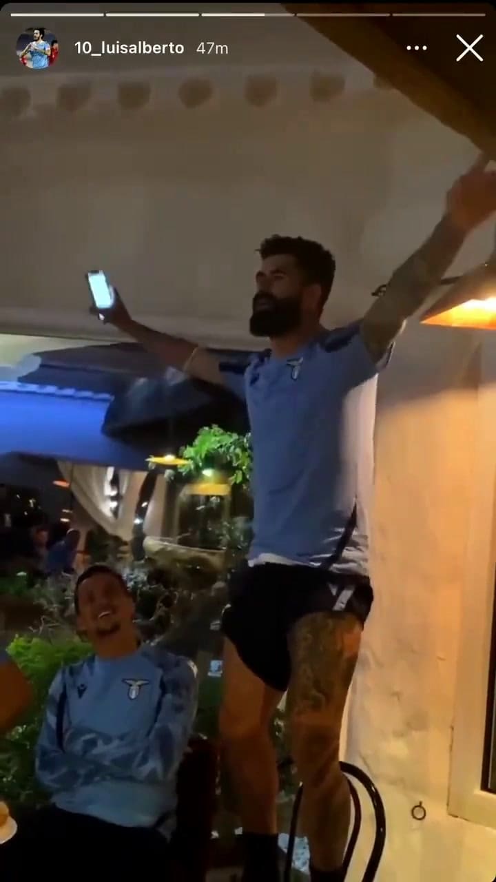 Un futbolista cantó Bella Ciao de La Casa de Papel y fue amenazado por sus propios hinchas