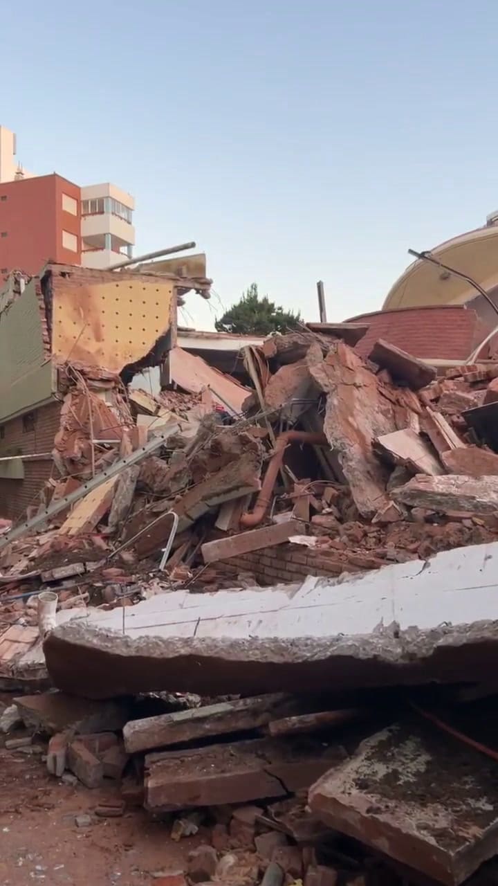 Así quedó el hotel derrumbado en Villa Gesell