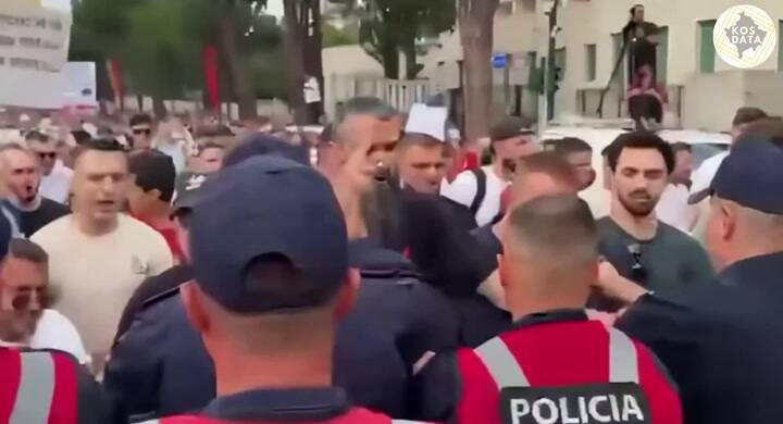 Protestas en Albania contra Kushner e Ivanka Trump