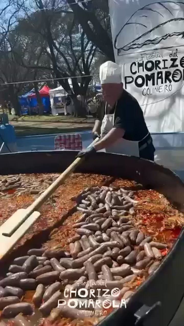 Usaron un bidón de glifosato para cocinar chorizos a la pomarola en la fiesta de un municipio bonaerense