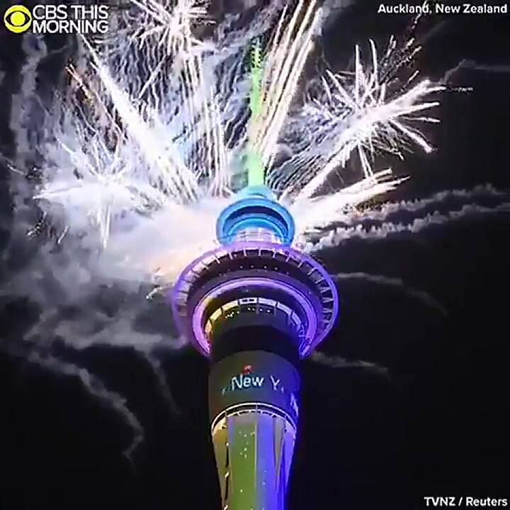Nueva Zelanda ya recibió el año nuevo 2020 y lo celebró con fuegos artificiales