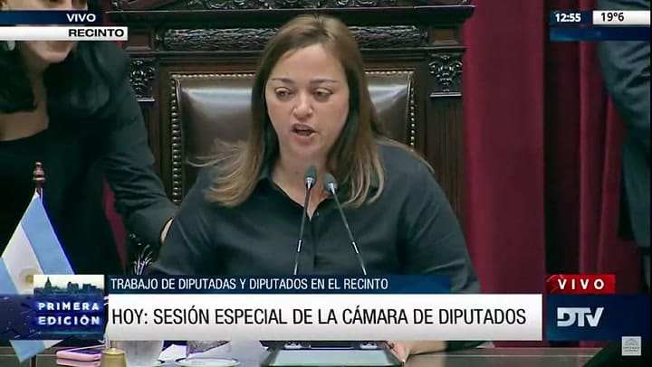 Retaron a Máximo Kirchner por llegar tarde a la sesión y poner en riesgo el quórum