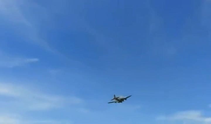 Dos aviones de la Segunda Guerra Mundial chocaron mientras hacían una exhibición en los Estados Unid