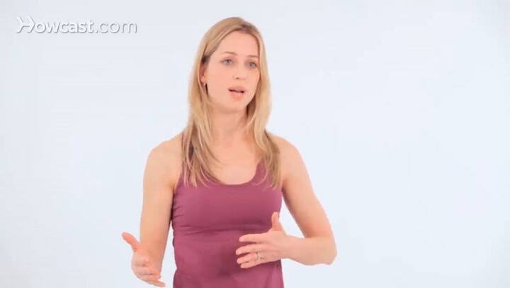 ¿Cómo hacer un curl abdominal modificado?