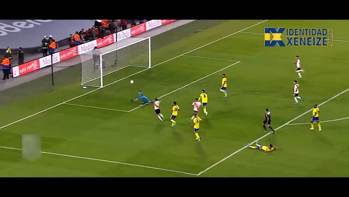 El extraordinario partido de Rossi ante River