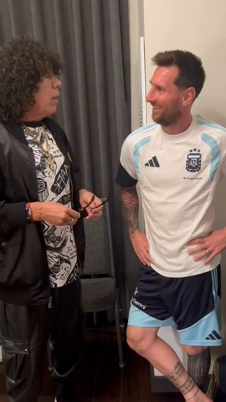 El íntimo encuentro de La Mona Jiménez con Messi