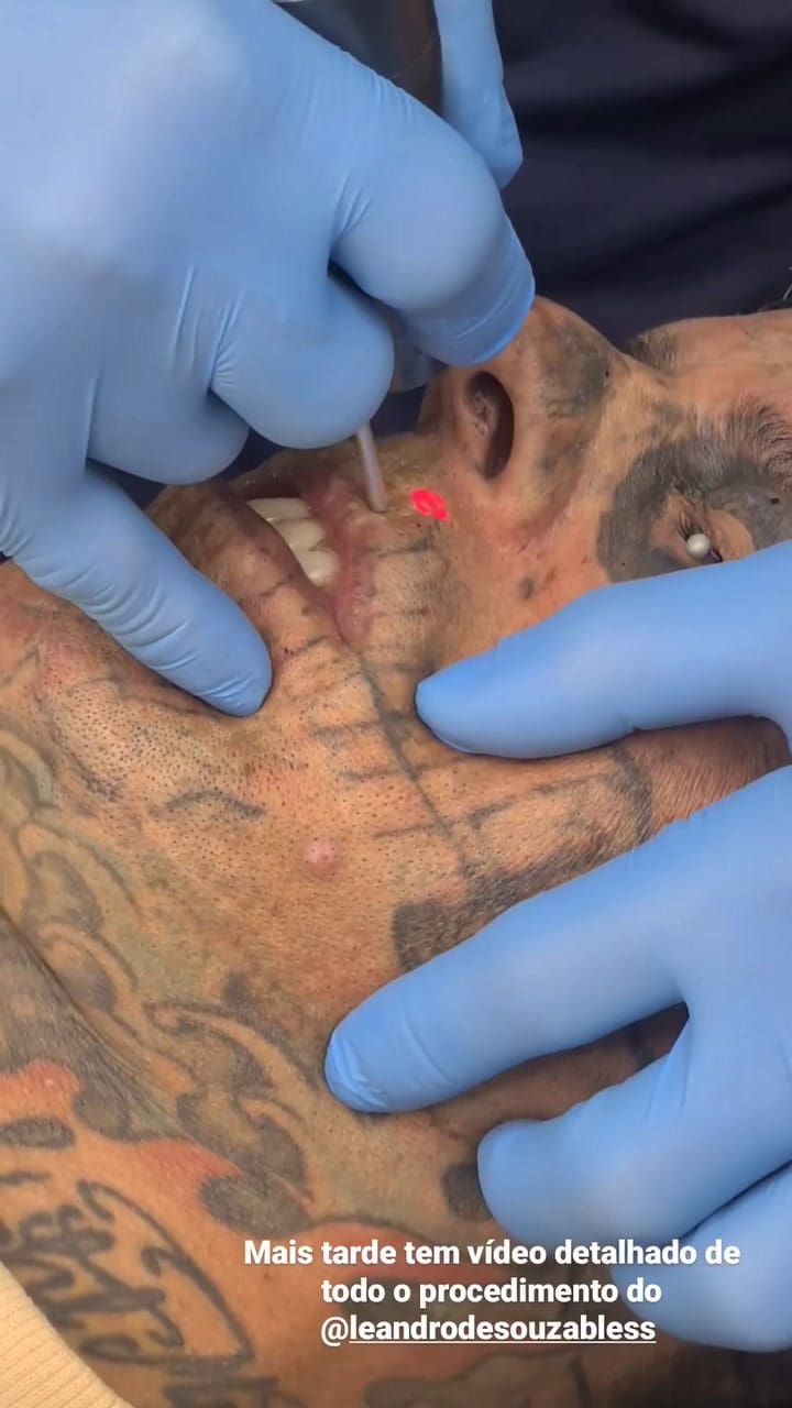 Hombre tatuado 2