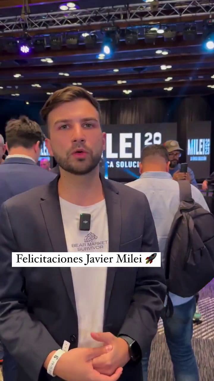 Novelli, en el búnker de LLA el día en que Milei ganó la Presidencia