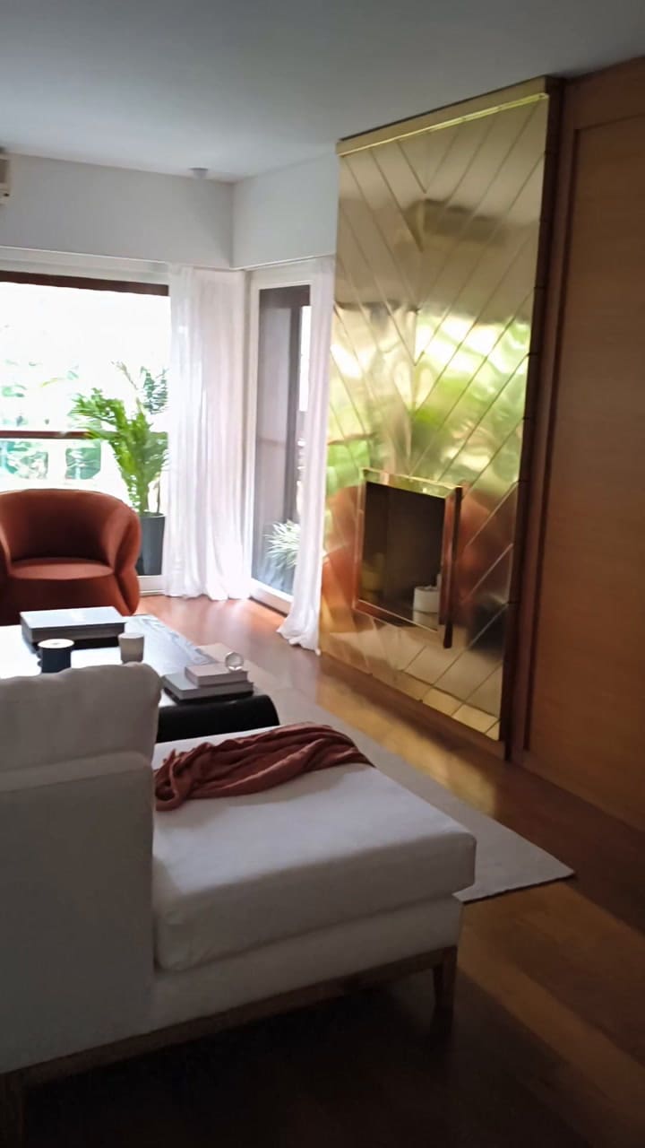 Mirada 360° al departamento de Laura Cachau en Belgrano.mp4