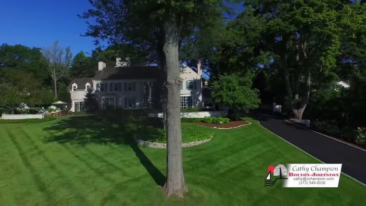 Una Vista Por La Casa De Miguel Cabrera