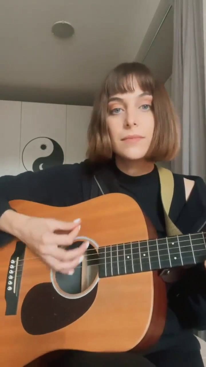 Olivia Viggiano es cantante y ya sacó tres discos