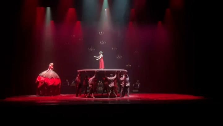 La bailarina Antonella Zanutto en un solo de “Folia”
