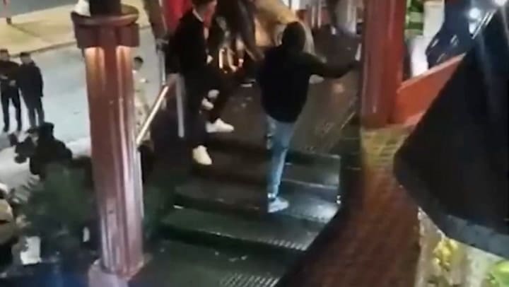 Video | Villa Carlos Paz: un adolescente de 16 años sufrió fractura de cráneo durante una pelea en un boliche