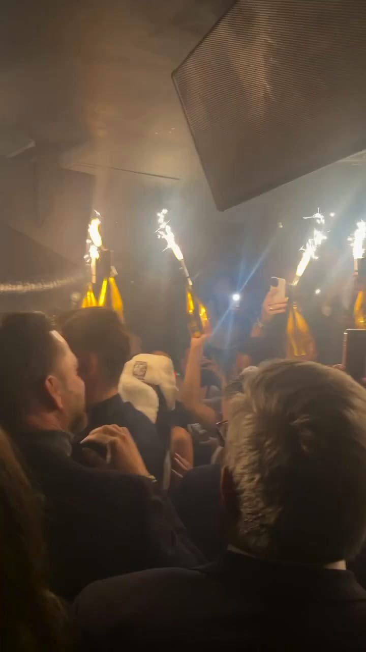 El festejo de Harry Kane tras ganar el Balón de Oro