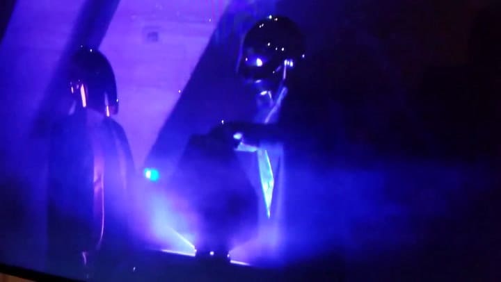 Premios Grammy 2017: The Weekend, entre lásers y futurismo