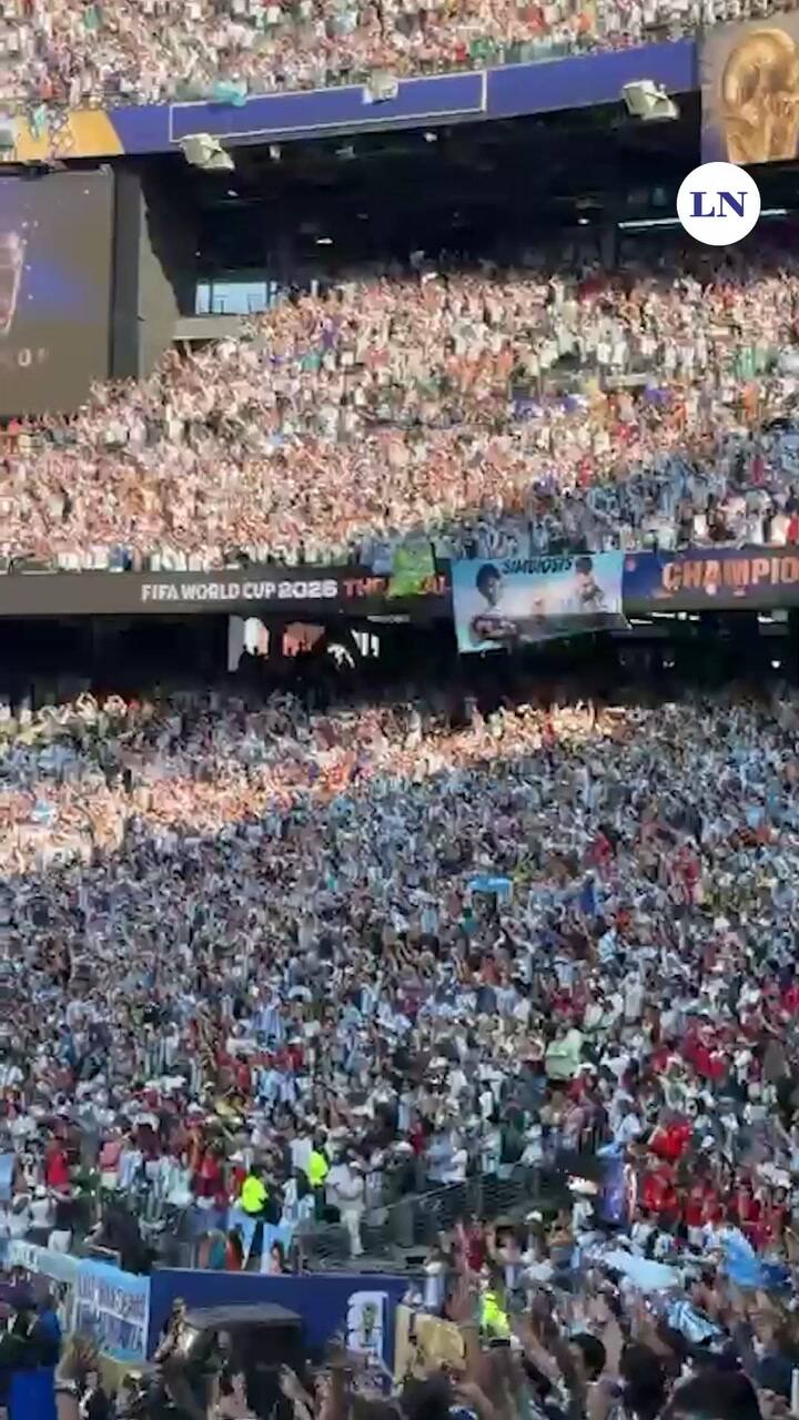 La Emoción De Messi De Cara A La Hinchada Argentina Tras La Final Del Mundial
