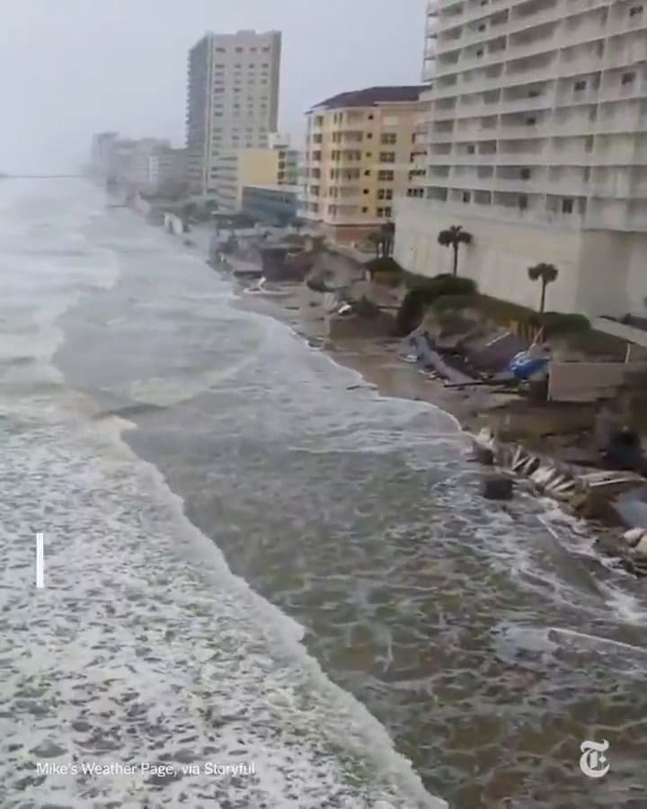 Los videos más impactantes de la llegada de Nicole a Florida