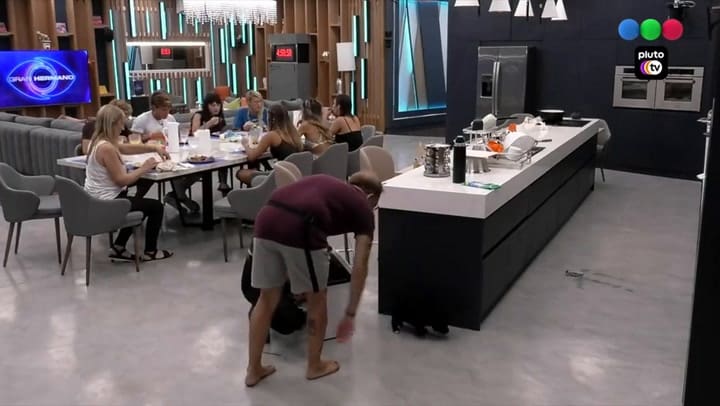 Gran Hermano: señalan que el papá de Nacho golpeó a Mora