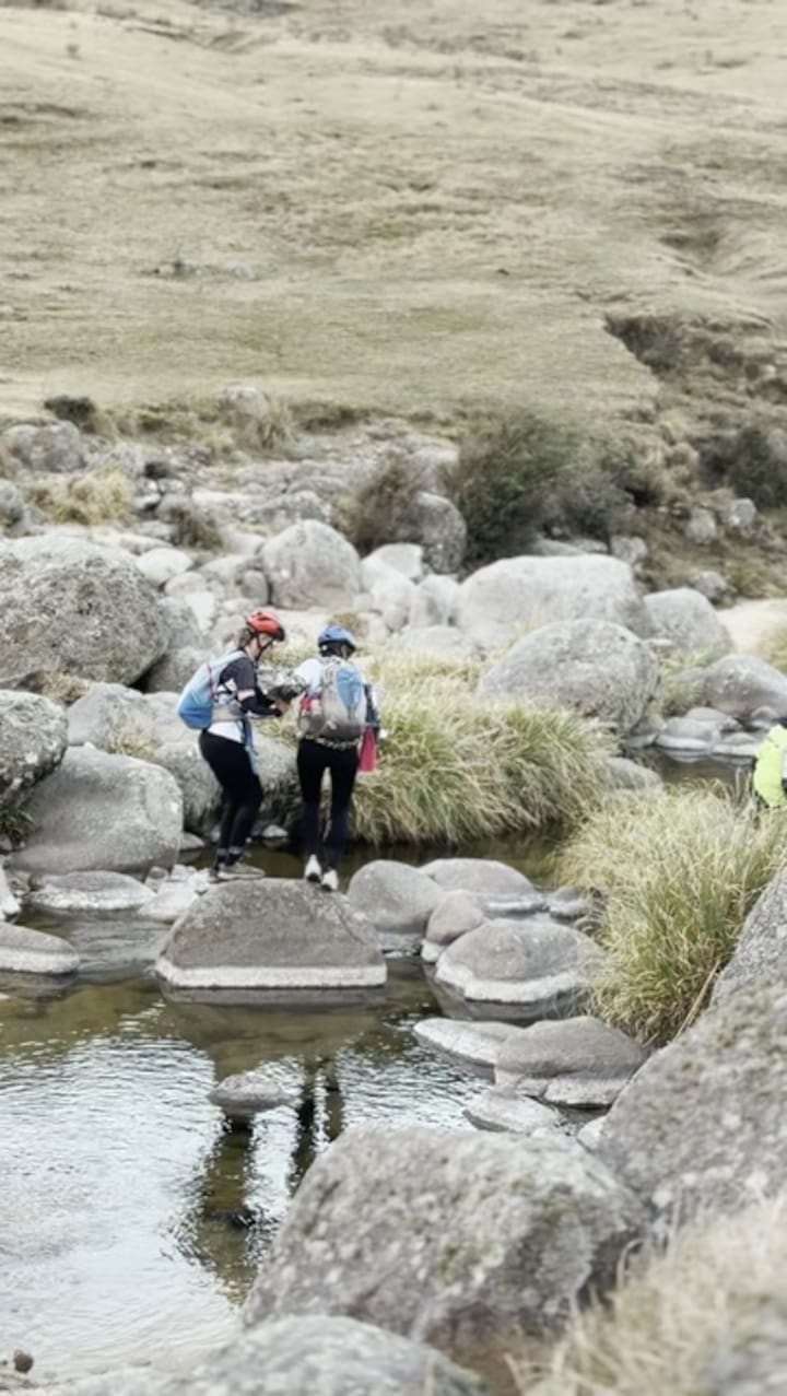 Cómo es la carrera de aventura entre padres e hijos: “Voy con mis tres chicos y ellos me piden volver”