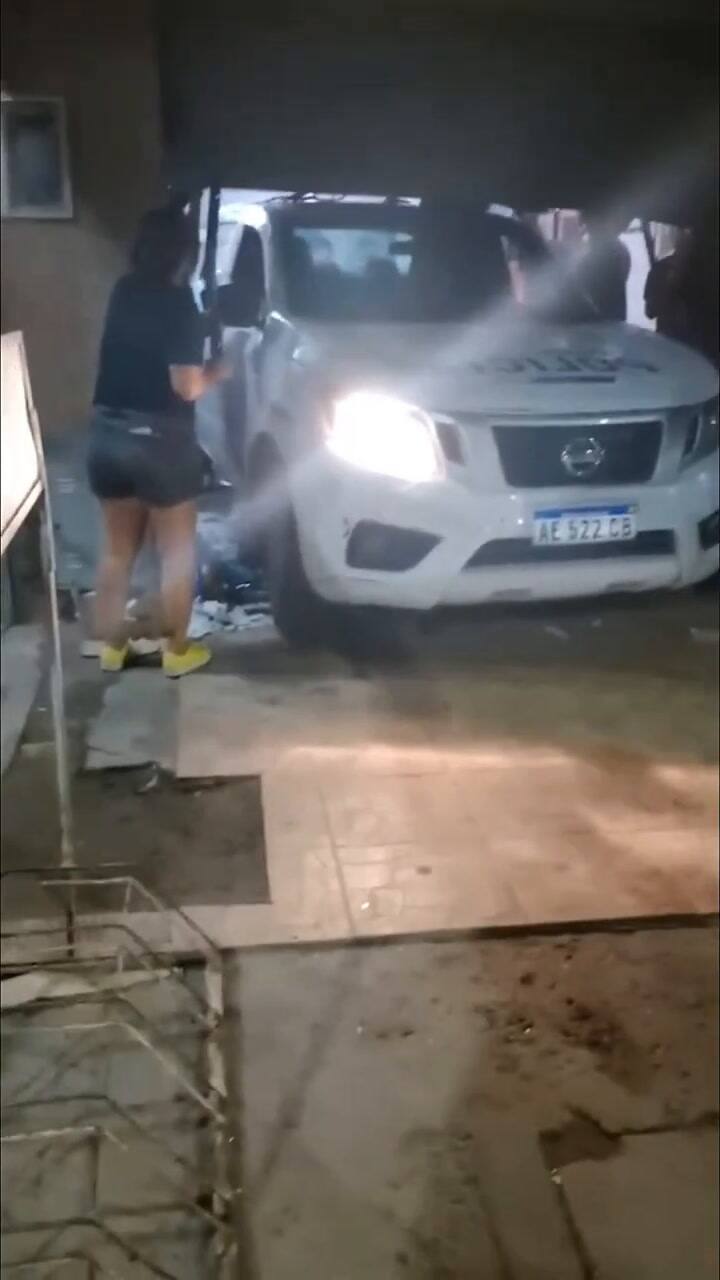 Patrullero Se Metió En Una Carnicería