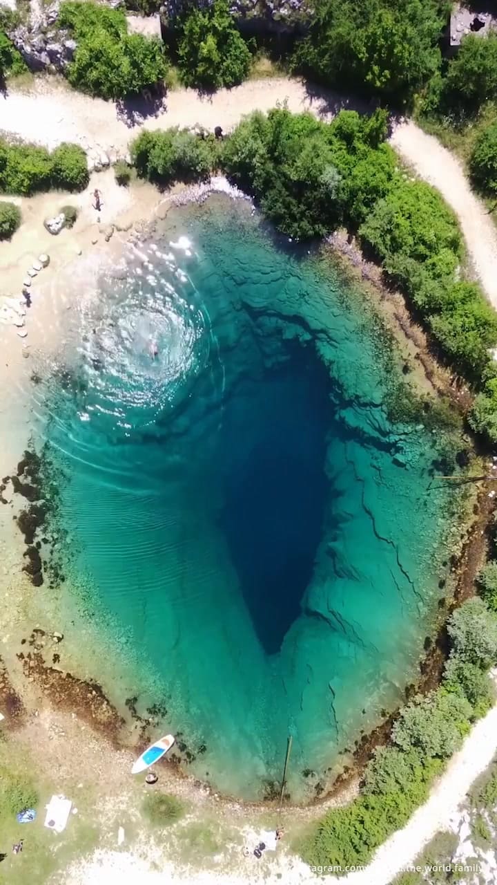 El ojo de la tierra