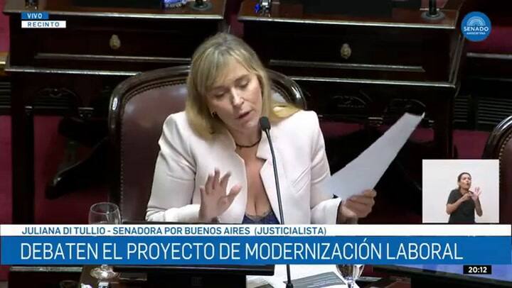 Licencias: el discurso de Juliana Di Tullio