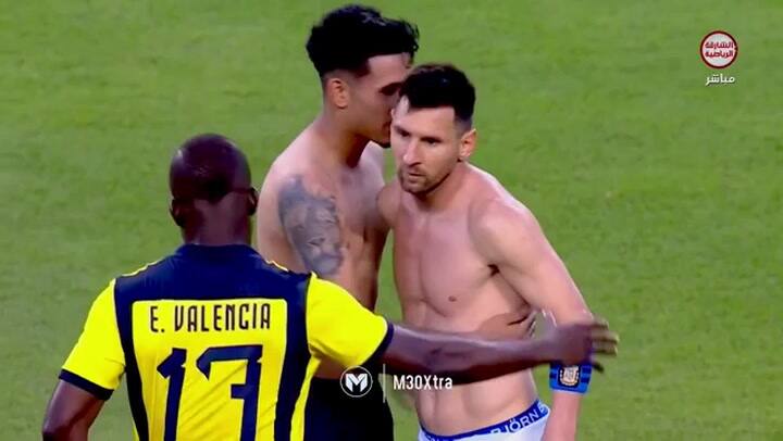 Kendry Páez intercambió la camiseta con Lionel Messi
