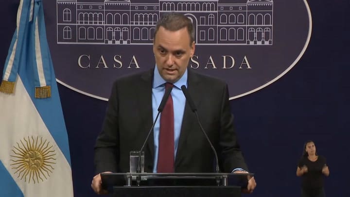 Conferencia de Manuel Adorni- 02 de febrero