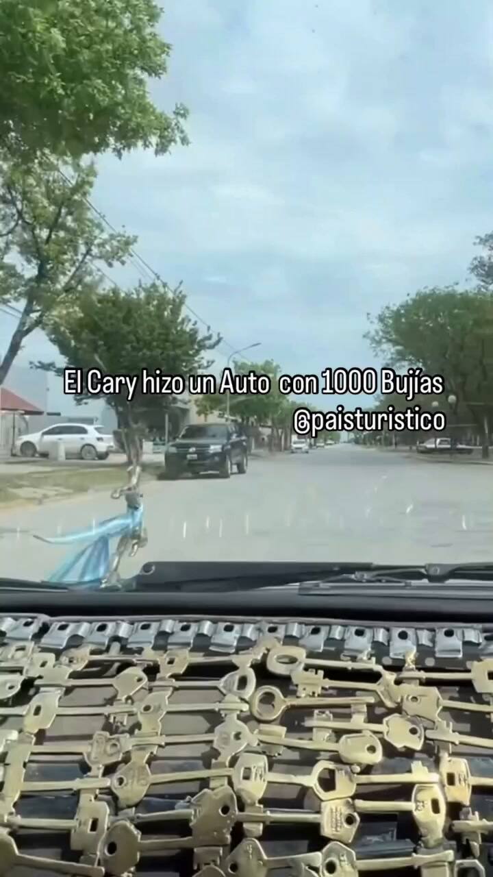 Cary, el creador del auto de las mil bujías, cuenta su historia