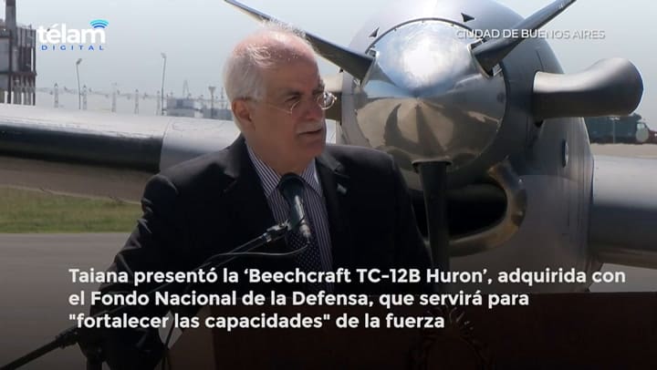 Presentaron el nuevo avión Beechcraft TC-12B Huron para la Fuerza Aérea (TELAM)