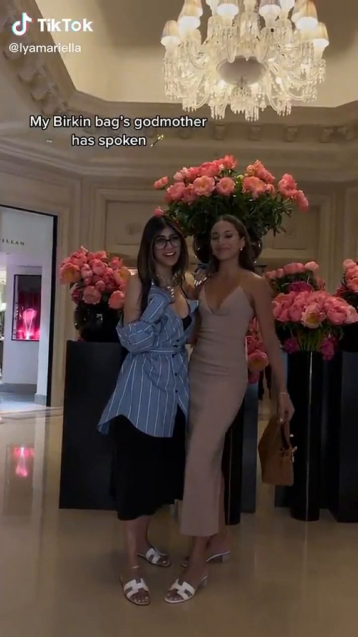 Mia Khalifa se sumó al video de la tiktoker