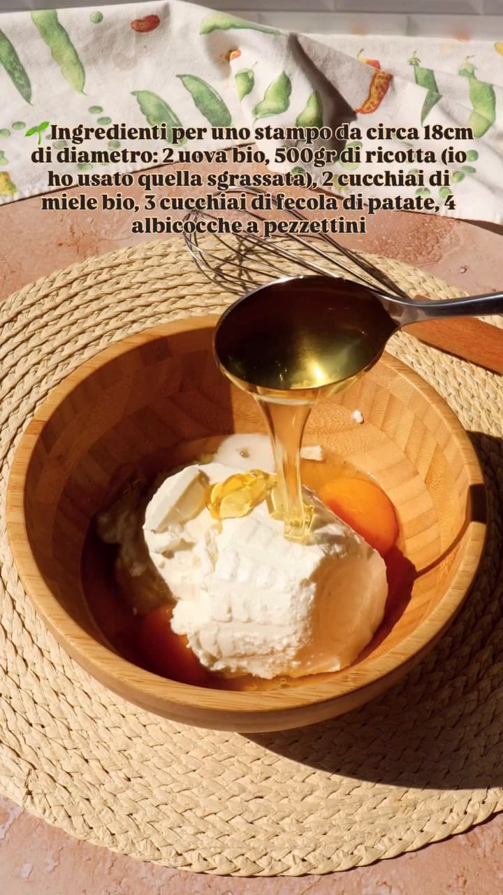Ricota y damasco, la dupla perfecta para una torta sin harina ni azúcar (Video: Instagram @iamfitandsweet)