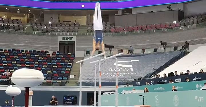 Julian Jato terminando su primer día de competencia - Fuente: Instagram