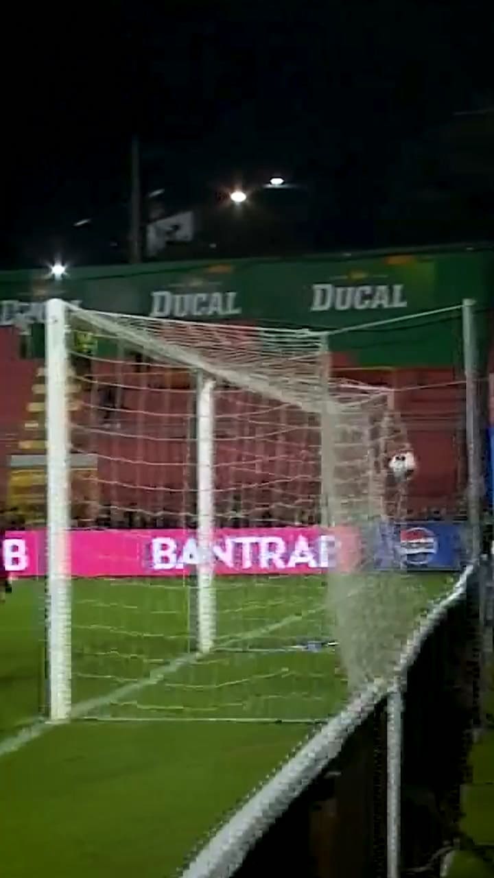 Primer gol de Matthew Evans con la selección de Guatemala