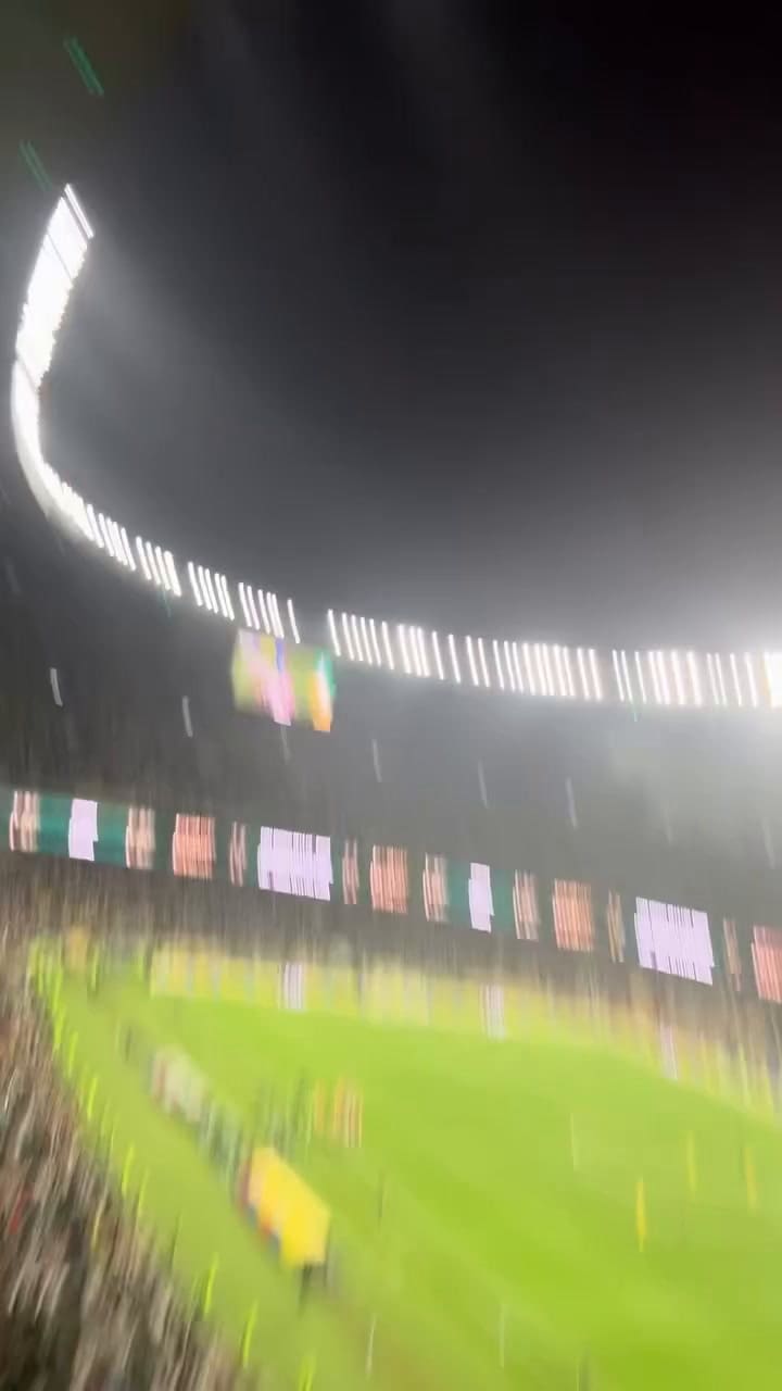 Belinda festejó el triunfo de México sobre Ecuador