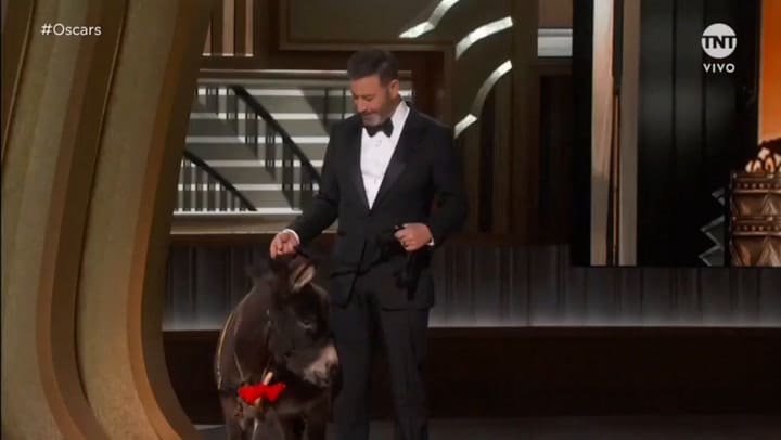 Jenny decolocó a las estrellas de Hollywood en los Premios Oscar 2023