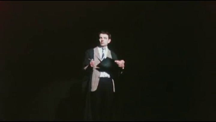 Rowan Atkinson en The Secret Policeman’s Ball - Fuente: YouTube