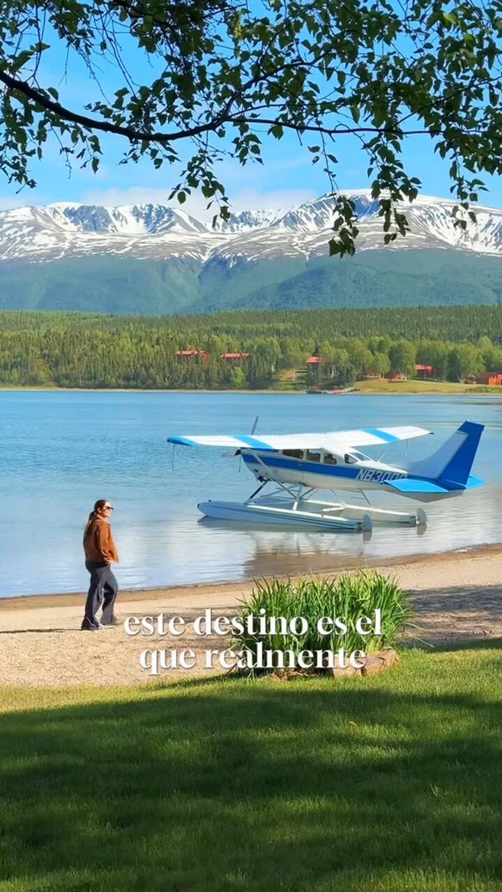 Una pareja de TikTok compartió su experiencia en Alaska (TikTok: @twooutsiders)