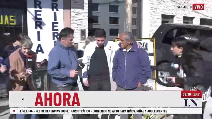 Abuelo y primo de las chicas