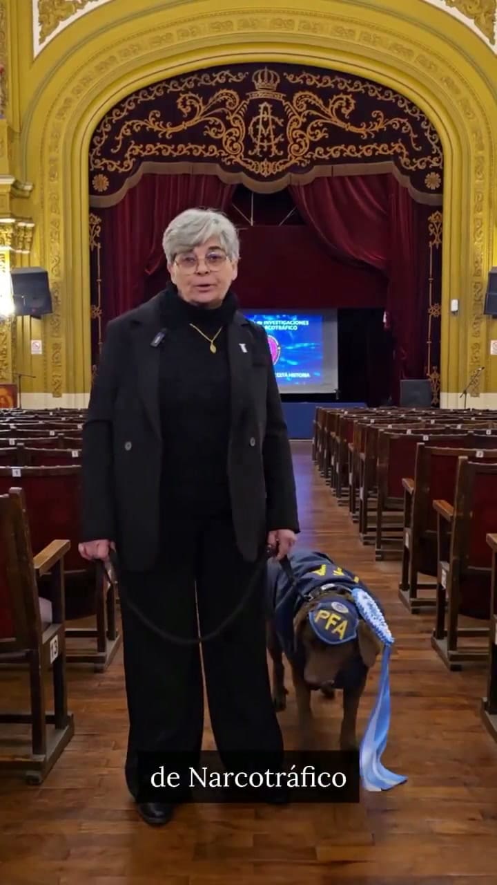 La perra que se retira de la Policía Federal